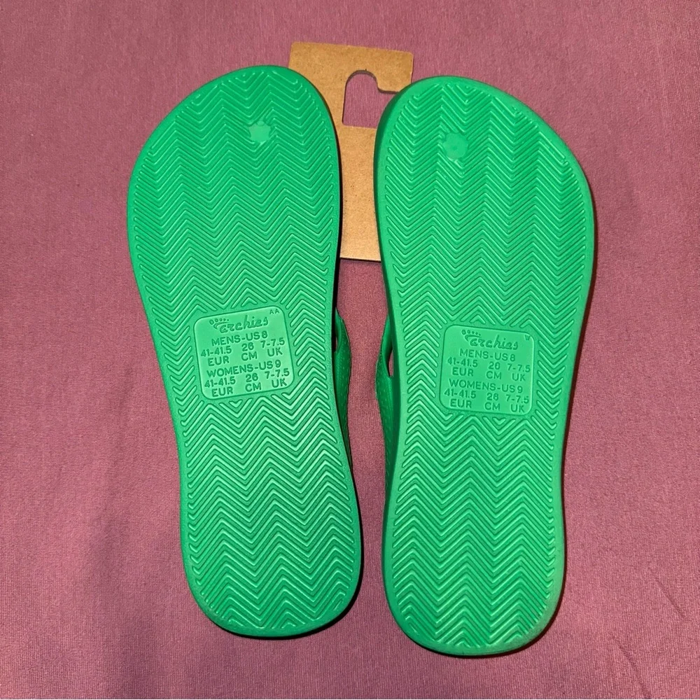 Archie’s flip flops in Kelly green limited edition color - Picture 2 of 3
